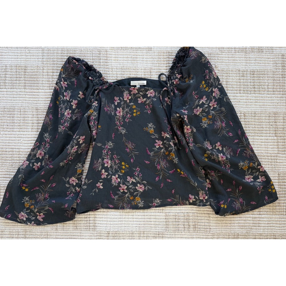June & Hudson Floral Bell Sleeve Blouse Square Neck Grey Pink Small J5694D80A32